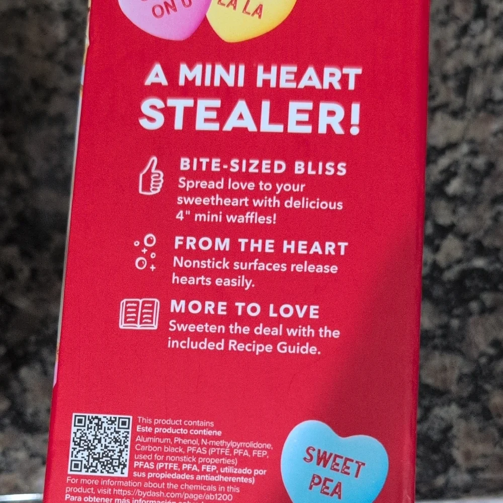 Ash Sweethearts Mini Waffle Maker - Pink